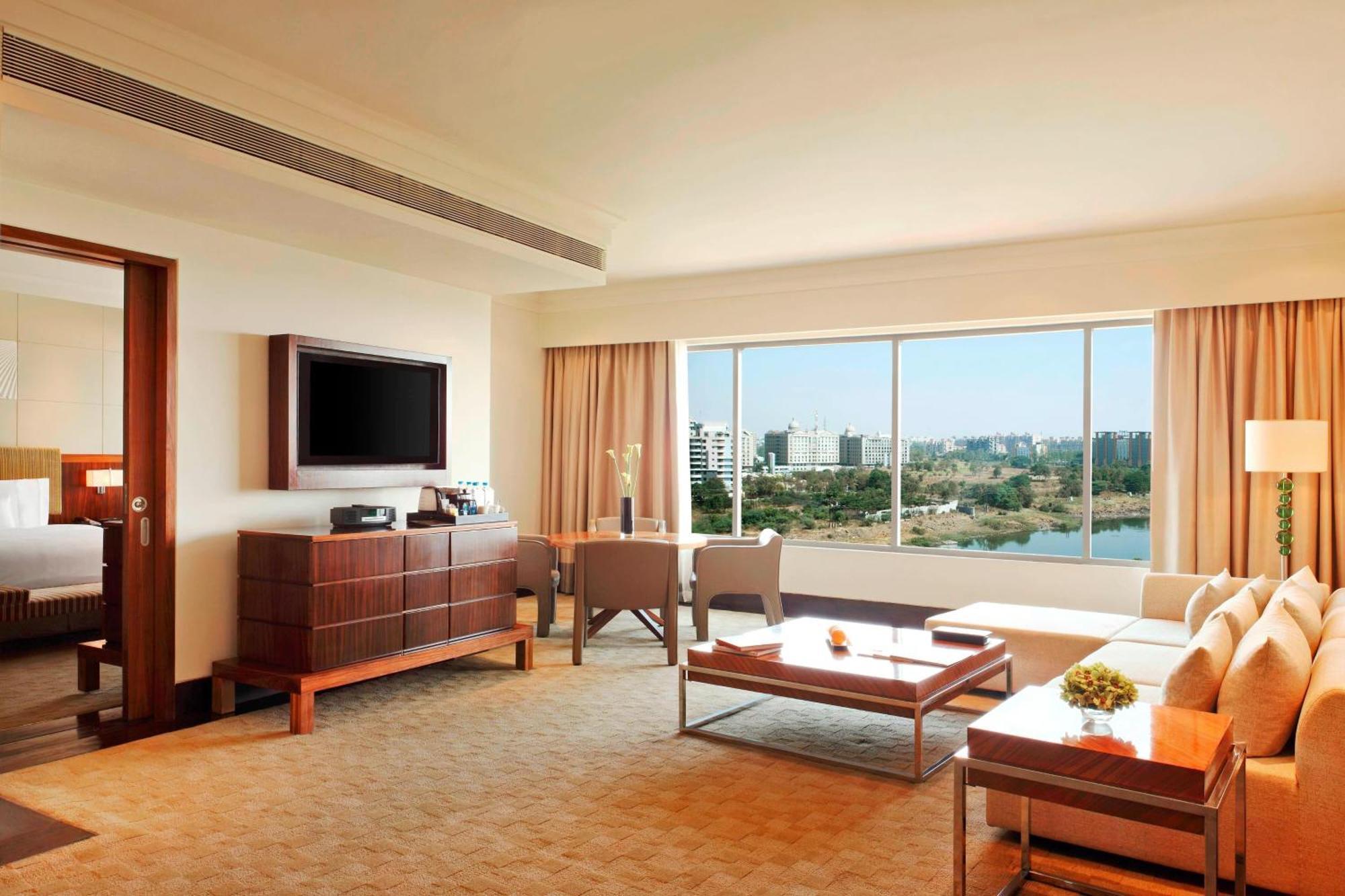 The Westin Pune Koregaon Park Εξωτερικό φωτογραφία